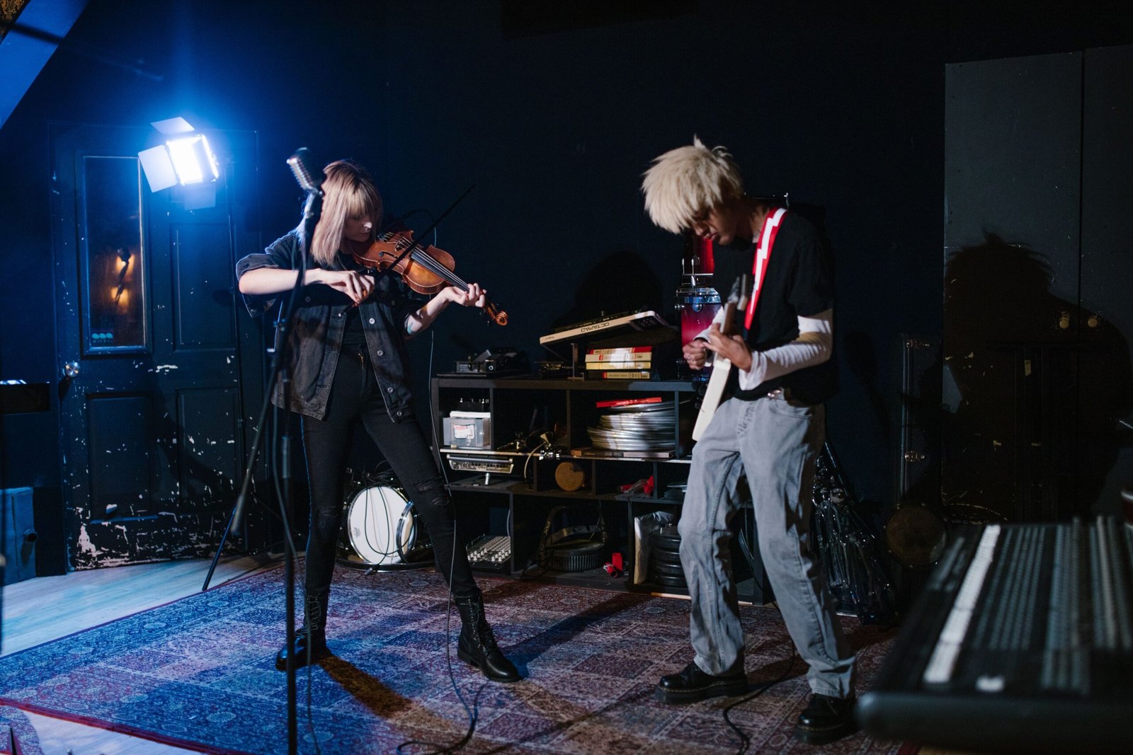 yungblud billie eilish studio 7 seattle